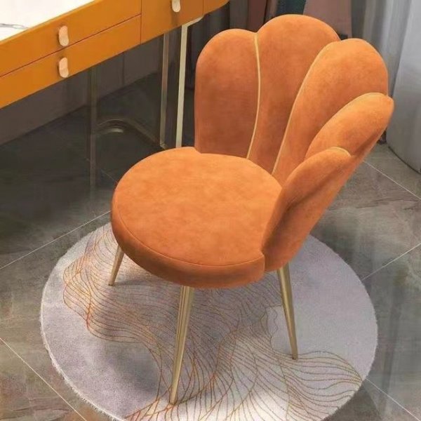 Modern Nordic Dressing Chair Velvet Home Living Room Dining Chairs Bedroom Furniture Makeup Stool ???? cadeira ?? Nail Chair